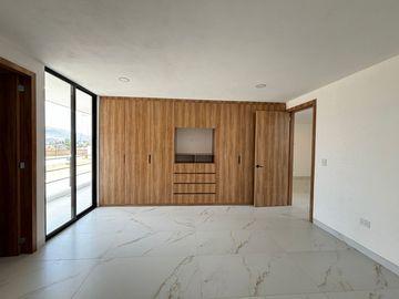CASA EN VENTA EN LOMAS DE ANGELÓPOLIS
