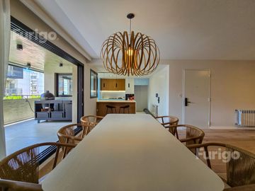 Venta departamento 3 dormitorios con cochera