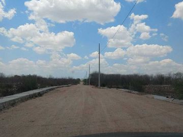 TERRENO EN VENTA |CON CASA | XMATKUIL MÉRIDA | TODO O EN PARTES