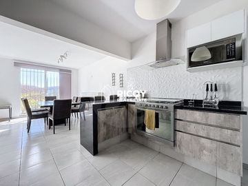 Casa en condominio en venta en Pueblo Juriquilla