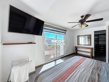 Casa en condominio en venta en Pueblo Juriquilla
