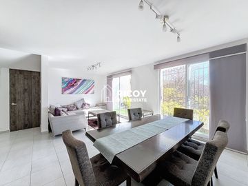 Casa en condominio en venta en Pueblo Juriquilla