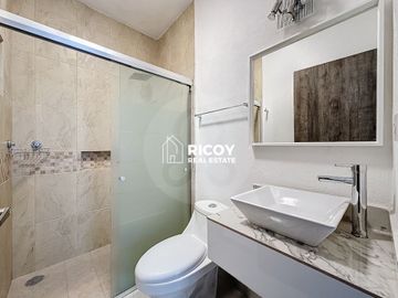 Casa en condominio en venta en Pueblo Juriquilla