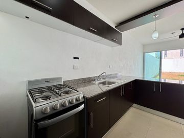CASA EN VENTA, UNA PLANTA, 2 RECÁMARAS, PRIVADA, SANTA FE NORTE ¡OPORTUNIDAD!