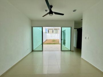 CASA EN VENTA, UNA PLANTA, 2 RECÁMARAS, PRIVADA, SANTA FE NORTE ¡OPORTUNIDAD!