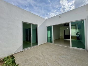 CASA EN VENTA, UNA PLANTA, 2 RECÁMARAS, PRIVADA, SANTA FE NORTE ¡OPORTUNIDAD!