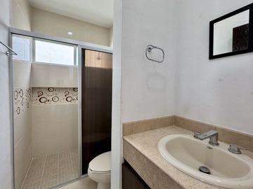 CASA EN VENTA, UNA PLANTA, 2 RECÁMARAS, PRIVADA, SANTA FE NORTE ¡OPORTUNIDAD!