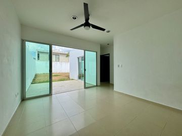 CASA EN VENTA, UNA PLANTA, 2 RECÁMARAS, PRIVADA, SANTA FE NORTE ¡OPORTUNIDAD!