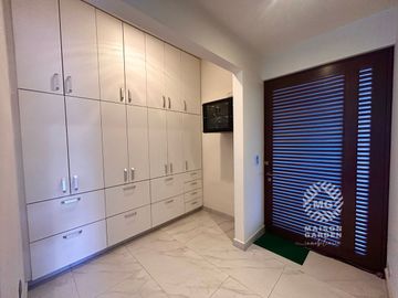 Venta de residencia en Club de Golf Valle Escondido