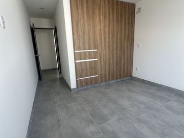 Casa en Venta en Zibatá $5.1mdp | 3 Recámaras, Roof Garden y Jardín Amplio