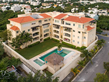 Departamento en PB, acceso directo a la alberca, gran ubicación en Cancún.
