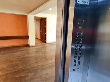 Exclusivo departamento en Bosques de las Lomas, CDMX.