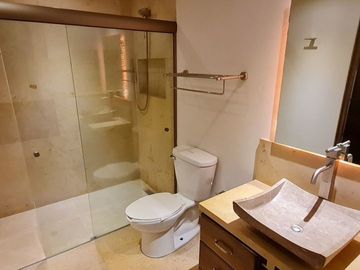 Exclusivo departamento en Bosques de las Lomas, CDMX.