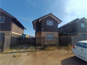 SE VENDE CASA SECTOR PARQUE LAUQUÉN