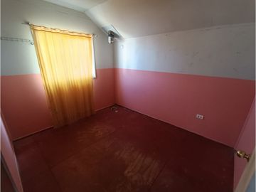 SE VENDE CASA SECTOR PARQUE LAUQUÉN