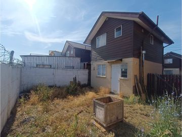 SE VENDE CASA SECTOR PARQUE LAUQUÉN