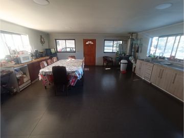 SE VENDE PARCELA A SOLO 4 KILÓMETROS DE LOS NGELES