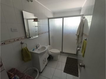 SE VENDE PARCELA CON DOS CASAS COUNTRY SANTA CATALINA