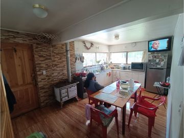 SE VENDE PARCELA CON DOS CASAS COUNTRY SANTA CATALINA