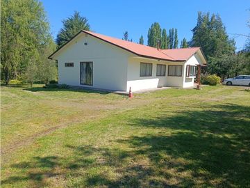 SE VENDE PARCELA CON DOS CASAS COUNTRY SANTA CATALINA