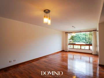 Venta amplio Duplex con terraza - Álamos de Monterrico Surco
