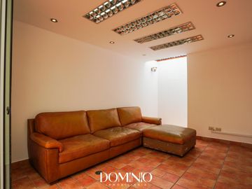 Venta amplio Duplex con terraza - Álamos de Monterrico Surco