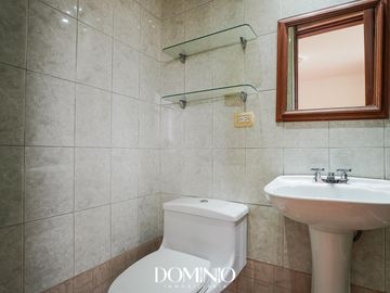 Venta amplio Duplex con terraza - Álamos de Monterrico Surco