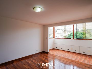 Venta amplio Duplex con terraza - Álamos de Monterrico Surco