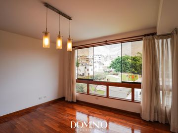 Venta amplio Duplex con terraza - Álamos de Monterrico Surco