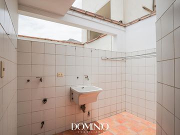 Venta amplio Duplex con terraza - Álamos de Monterrico Surco