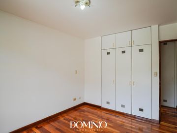 Venta amplio Duplex con terraza - Álamos de Monterrico Surco