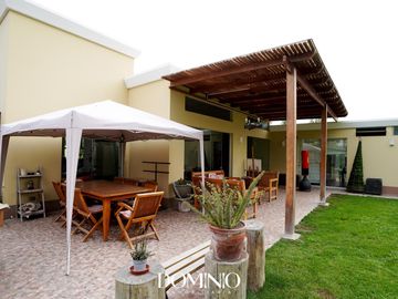 ALQUILO HERMOSA CASA  DE CAMPO EN LURIN