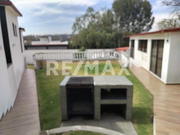 EN VENTA EXCELENTE CASA RESIDENCIAL - (3)