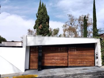 EN VENTA EXCELENTE CASA RESIDENCIAL - (3)