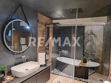 EN VENTA EXCELENTE CASA RESIDENCIAL - (3)