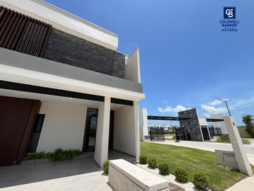 CASA EN VENTA EN REAL CAMPESTRE MODELO FEDRA