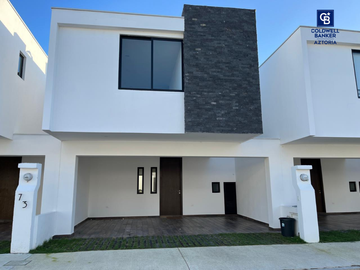 CASA EN VENTA EN REAL CAMPESTRE MODELO AGATA 160 M2
