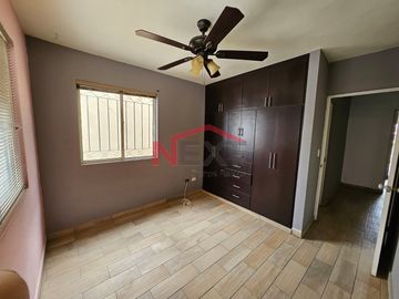CASA EN VENTA FRACCIONAMIENTO LOS PORTALES