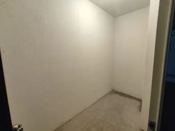 Departamento en Venta en blanco encalada con avenida españa