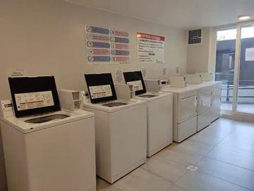 Departamento en Venta en blanco encalada con avenida españa