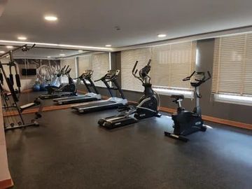 Departamento en Venta en blanco encalada con avenida españa