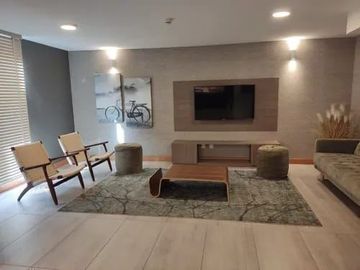 Departamento en Venta en blanco encalada con avenida españa