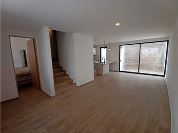 VENTA DE CASA EN CUAUTLANCINGO BODEGA AURRERA