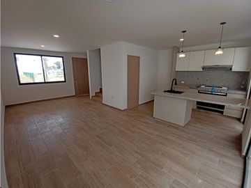 VENTA DE CASA EN CUAUTLANCINGO BODEGA AURRERA