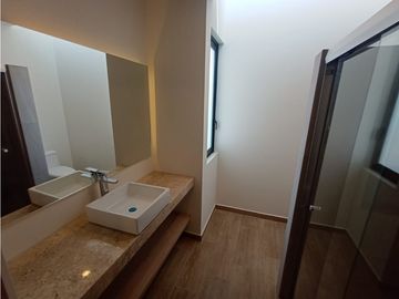 VENTA DE CASA EN CUAUTLANCINGO BODEGA AURRERA