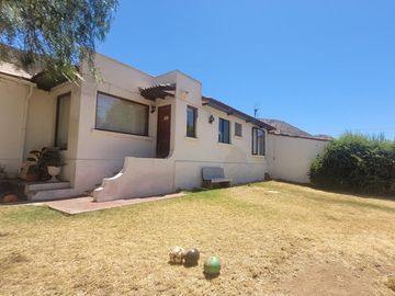 Residencia Familiar de Ensueño en Pudahuel.