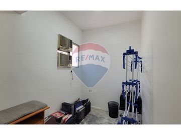 Oportunidad en Providencia: Casa con uso comercial