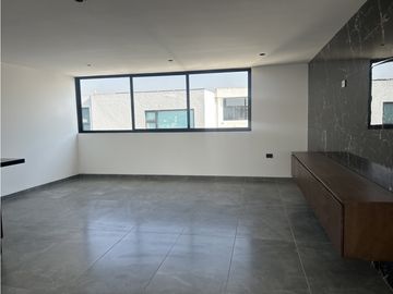 VENTA DE CASA EN CASCATTA LOMAS DE ANGELOPOLIS
