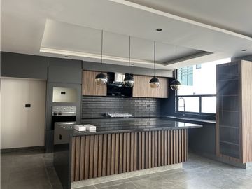 VENTA DE CASA EN CASCATTA LOMAS DE ANGELOPOLIS