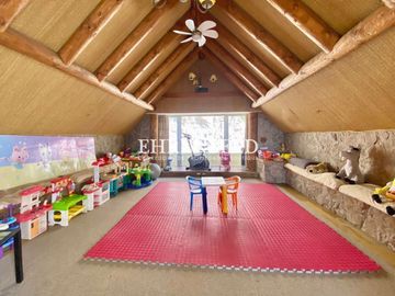 Camino Turístico, La Dehesa. Duplex de 500 m2.